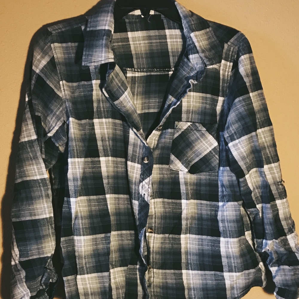 Wet Seal Black and White Flannel